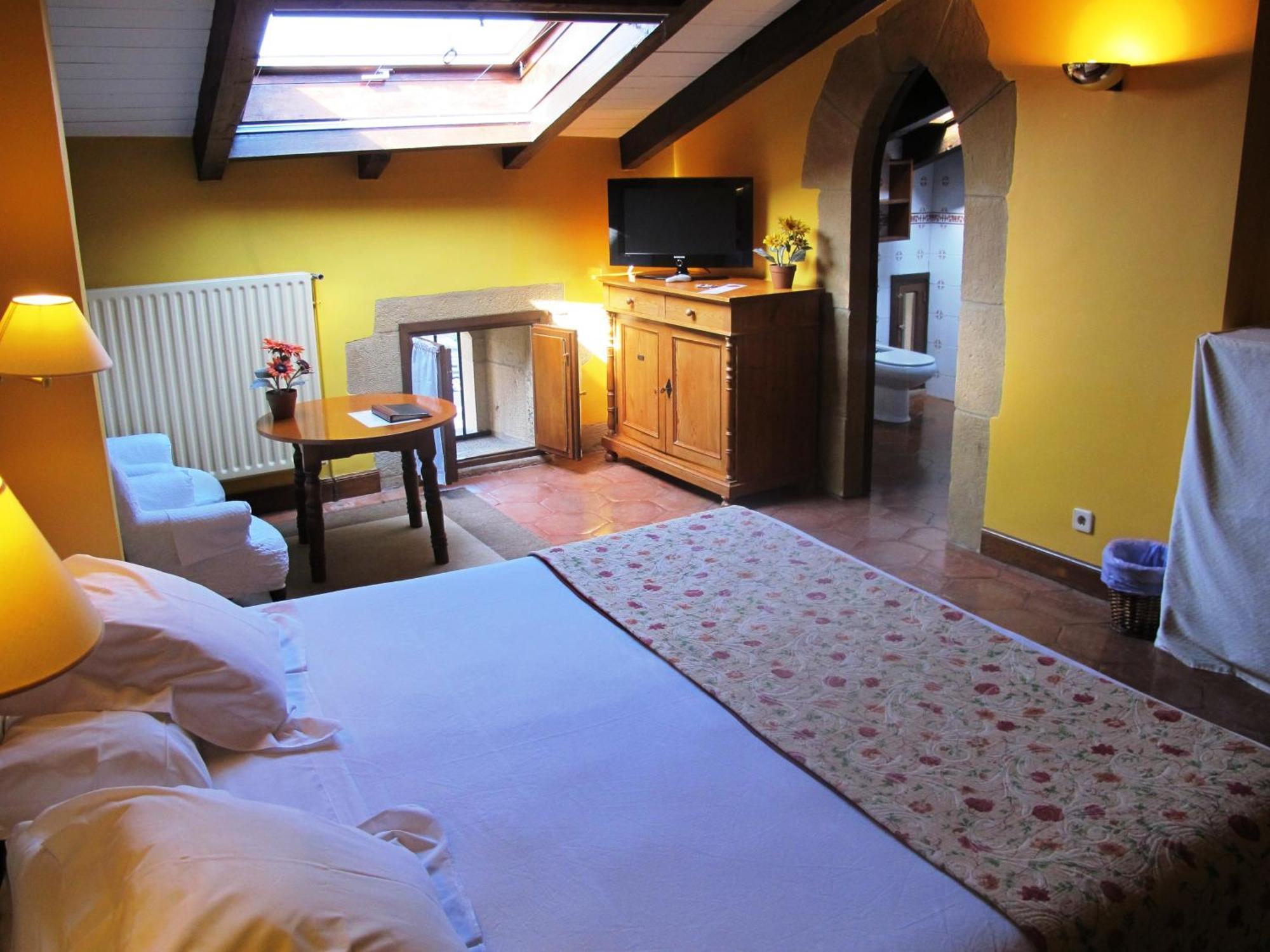 Hotel Palacio Obispo Hondarribia Exterior foto