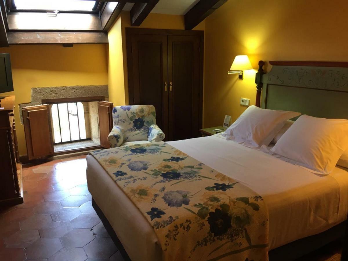 Hotel Palacio Obispo Hondarribia Exterior foto