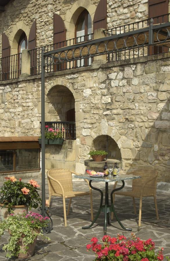 Hotel Palacio Obispo Hondarribia Exterior foto